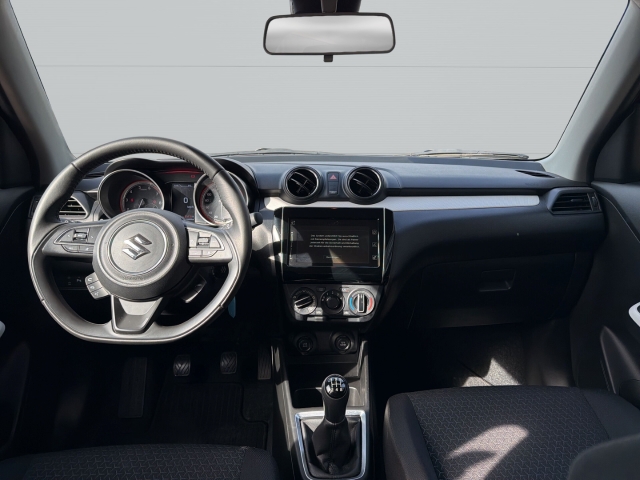 Foto 1 - Suzuki Swift 4x4 1.2 Dualjet Hybrid Allrad Comfort+LED+DAB+Sitzhzg+Ausparkassistent+Totwinkelassistent, andere (rot)