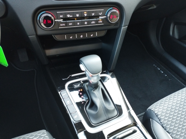 Foto 1 - XCeed 1.5T DCT7 Vision Navi digitales Cockpit LED ACC Apple CarPlay Android Auto Mehrzonenklima, (1k) black pearl m (schwarz)