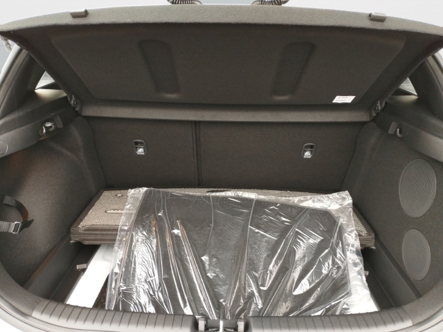 Foto 1 - Ceed 1.5T Spirit+TECHNIK-PAKET+NAVI+JBL+LED*SHZ+ digitales Cockpit Soundsystem JBL LED, (hw2) deluxe white m (weiss)