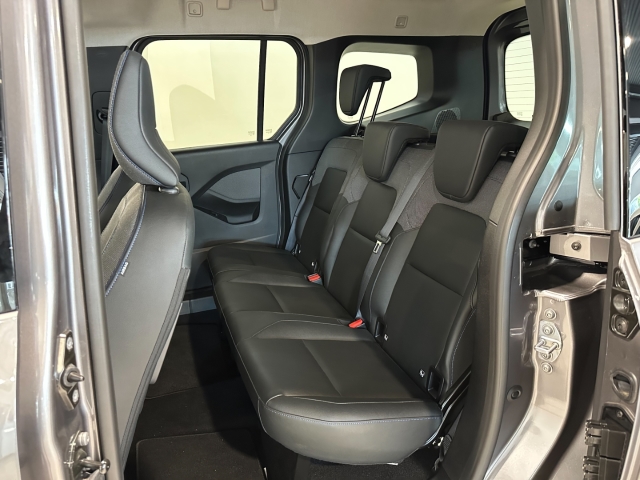 Foto 1 - Townstar Kombi L1 DIG-T 6MT Tekna+Sitzhzg+Klimaautom+Rückfahrkamera+, steel grey (grau)