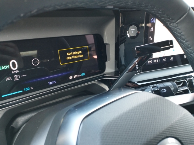 Foto 1 - Neuer Micra Evolve Navi Soundsystem HarmanKardon LED ACC ProPilot Klimaautom, blue/black (blau)