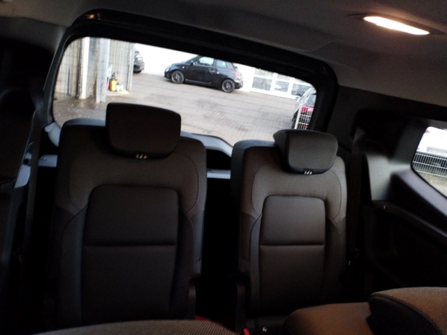 Foto 1 - Townstar Kombi L2 2,3t N-Connecta+Navi+7-Sitze+Design+Klimaautom., urban grey (grau)