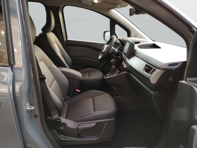 Foto 1 - Townstar Kombi L2 2,3t N-Connecta+Navi+7-Sitze+Design+Klimaautom., urban grey (grau)