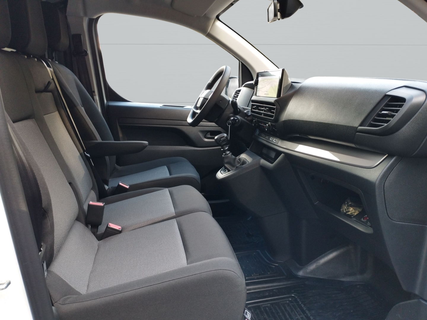 Foto 1 - Proace 1.5 Meister L1 Navi Apple CarPlay Android Auto Musikstreaming DAB Totwinkelassistent, icy white (weiss)