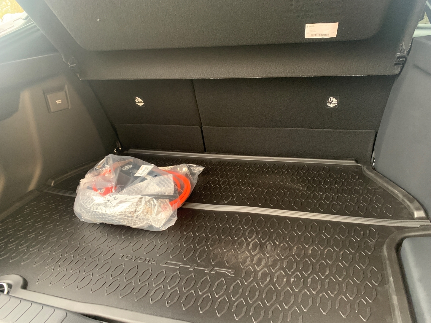 Foto 1 - C-HR Plug-In Teamplayer 2,0l Navi LED ACC El. Heckklappe Apple CarPlay Android Auto, marlingrau metallic