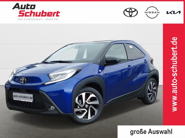 Foto 1 - Aygo X 1,0l Teamplayer+Sitzhzg+DAB+Rückfahrkamera+Spurhalteass., juniper blue (8y8)/ black mica (209) (blau)