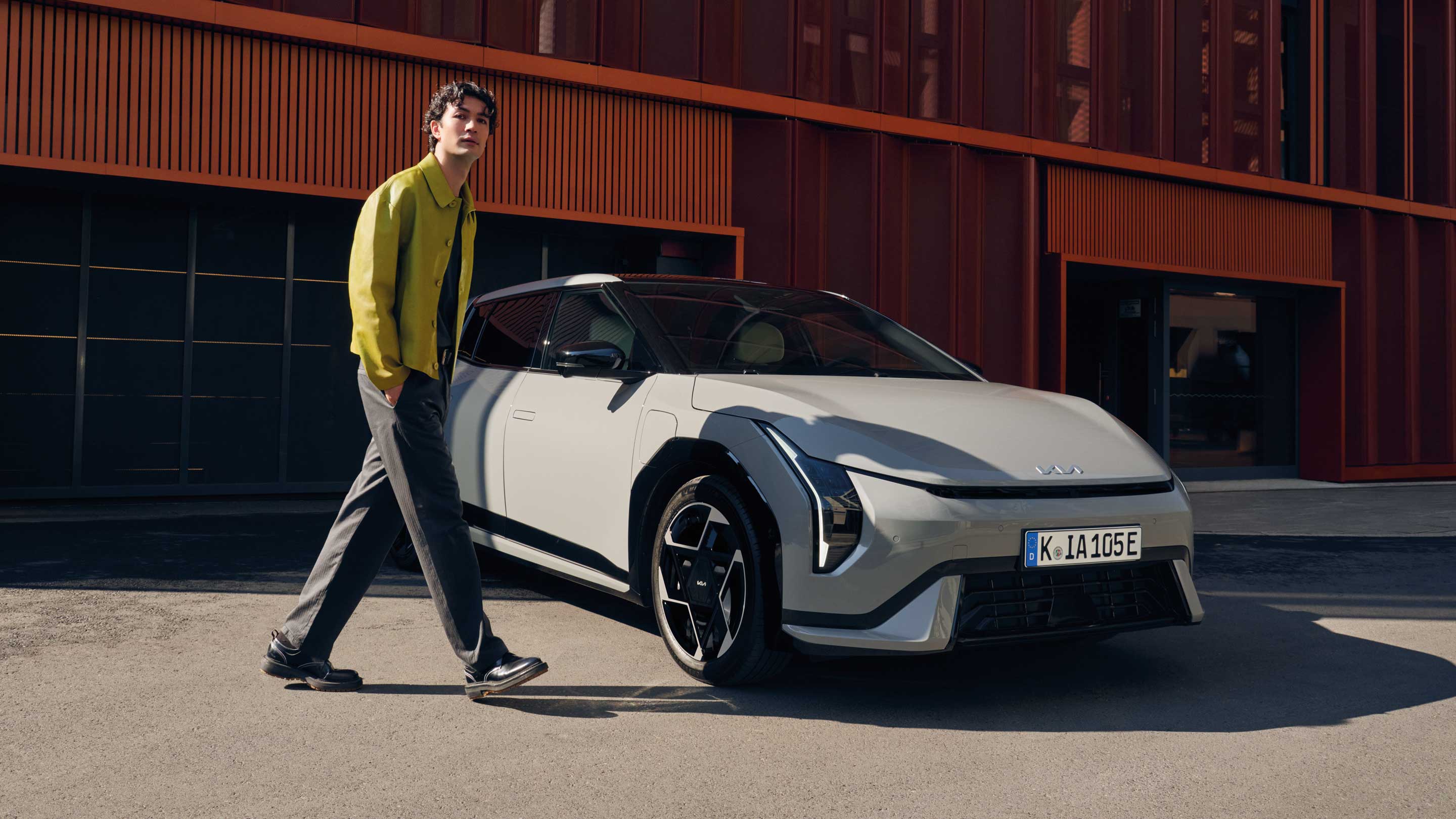 Kia EV4 Fastback Premiere 2f